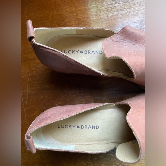 Lucky Brand Size 10 M Leather Slip on Tan Booties Shoes - Picture 12 of 13